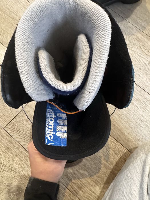 Сноуборд детски обувки Atomic с боа закопчаване, 22 см , 34 номер