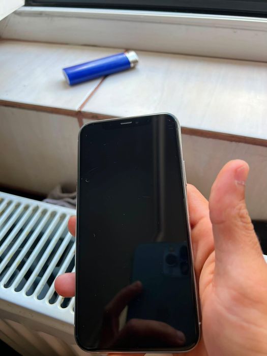 iPhone 11 pro silver