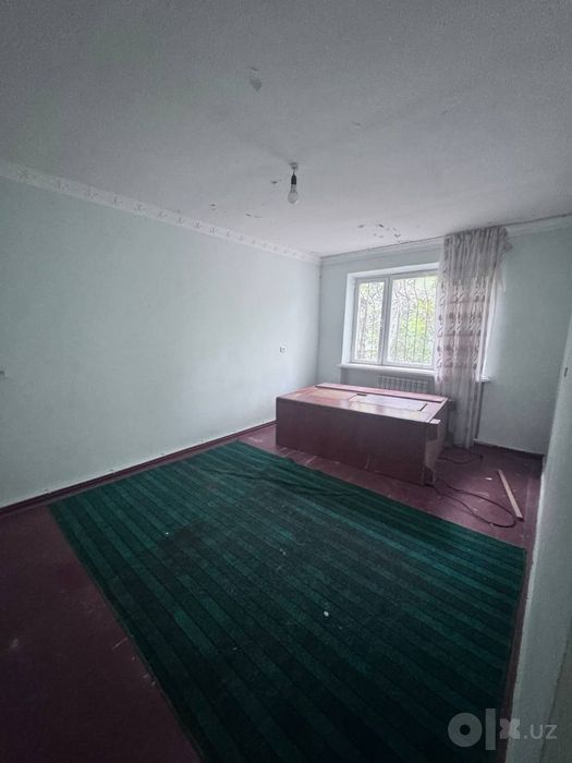 3 хонали ортача шароити билан Горпарк тепасида (500ка)