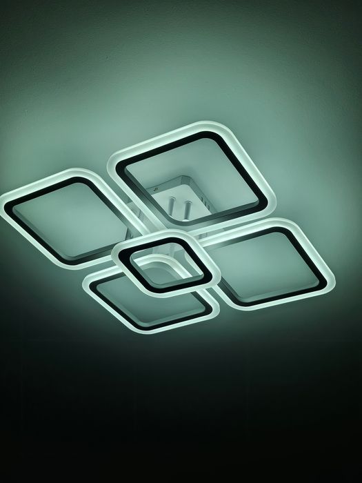 Lustra led cu telecomanda