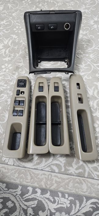 Продам консоль на двери