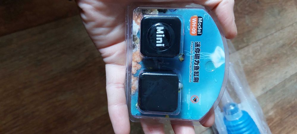 Accesorii pentru întreținerea acvariului