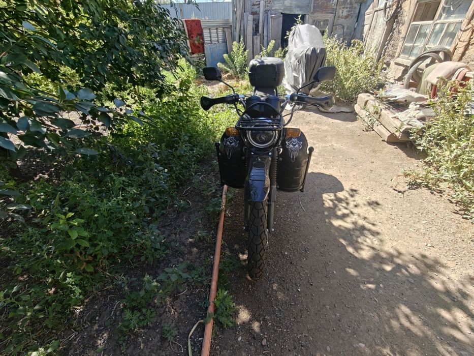 Продам мотоцикл Сузуки gsx 200