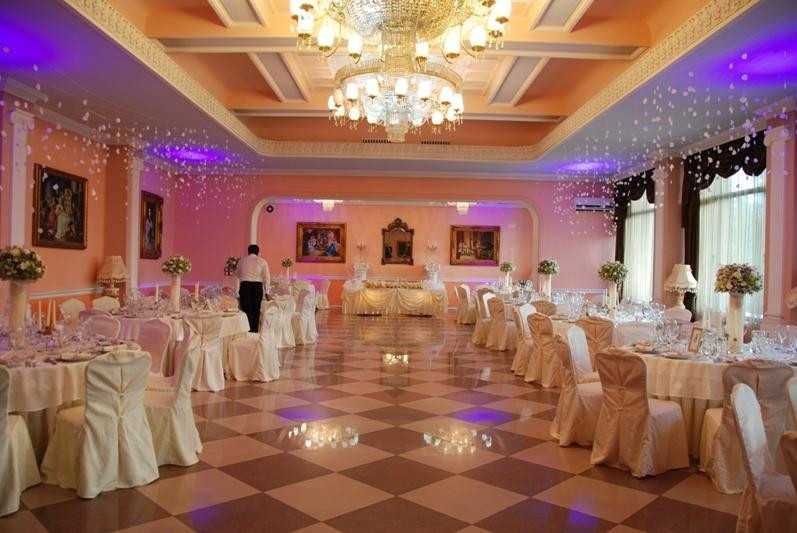 DJ за Абитуриентски Бал – Професионално Озвучение и Осветление!