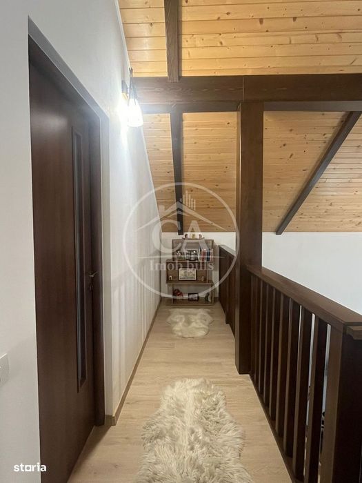 Casă P+subpantă cu 4 camere de vânzare în Cartierul Tineretului,Oradea