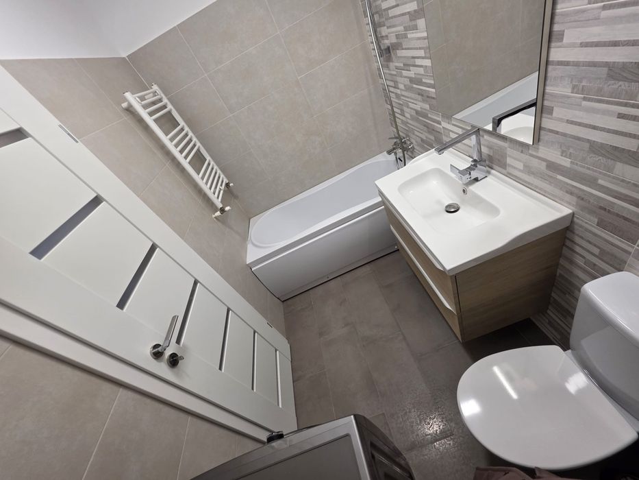 Apartament 3 camere Oancea Tătărași | Bloc 2017 | Parcare | Proprietar