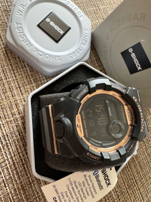 часовник casio G-SHOCK G-SQUAD GMD-B800-1ER