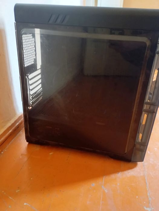 Продается корпус для ПК в хорошем состоянии