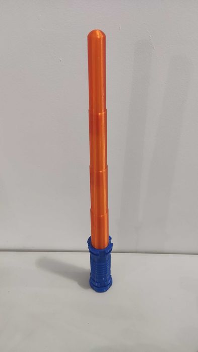 Sabie telescopică pliabilă – recuzită sci-fi extensibilă