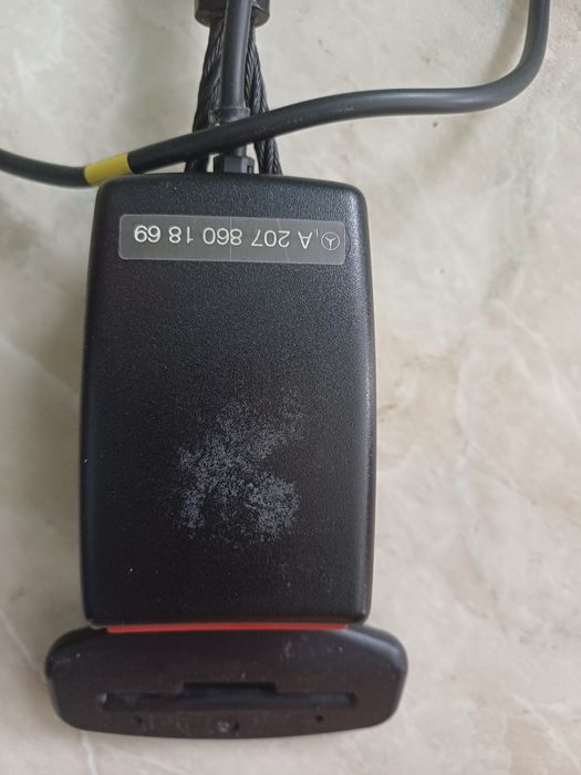 Закопчалка за колан, предна дясна