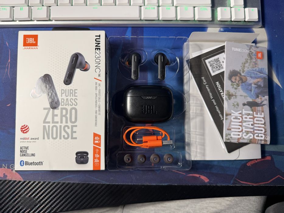 Casti wireless JBL TUNE 230NC