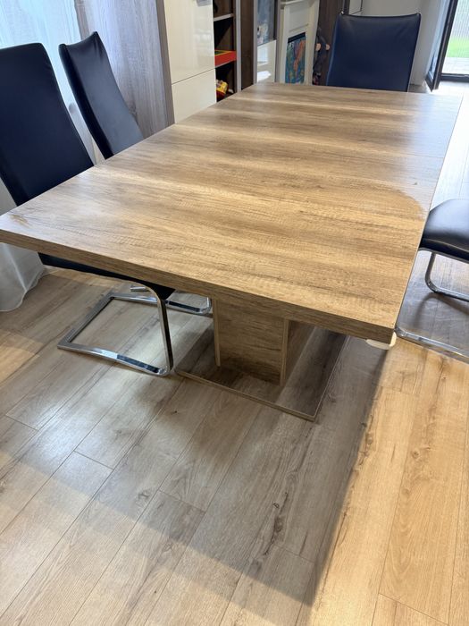 Masa extensibila plus 6 scaune
