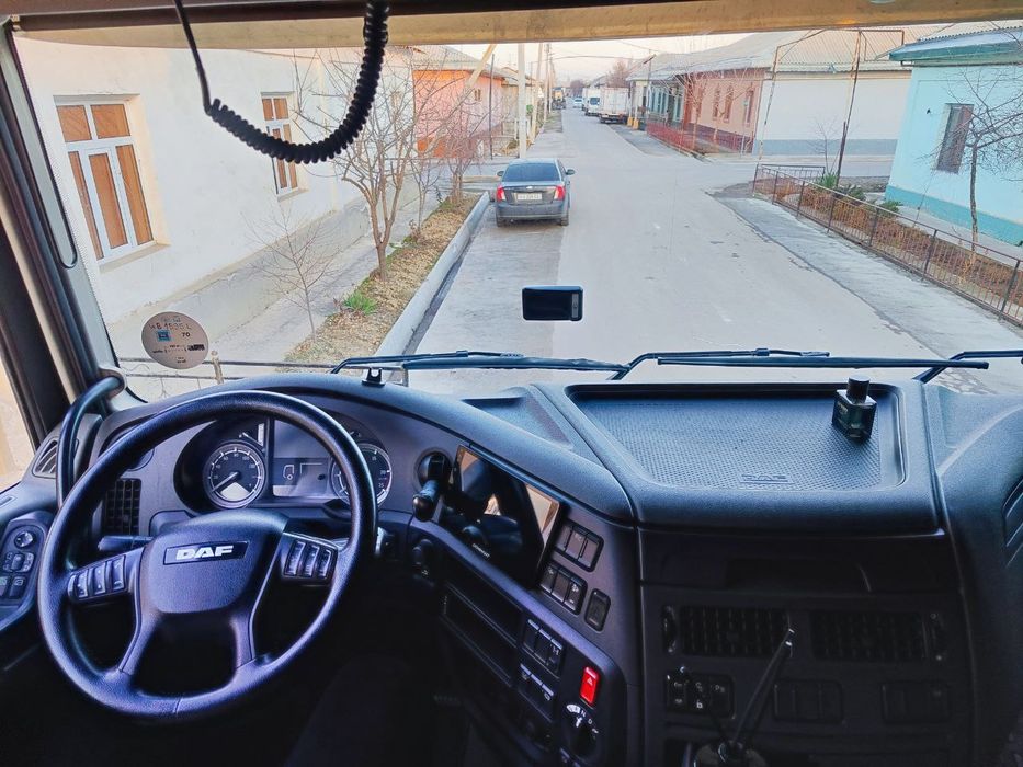 DAF XF460 EURO 6 Тягач Сотилади