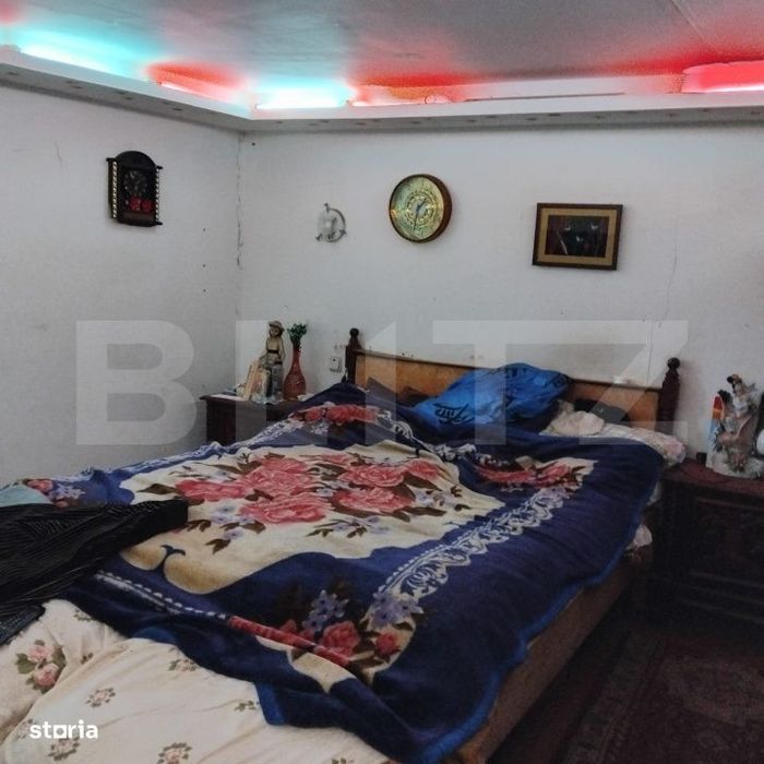 Casa 12 camere, 150 mp, zona Nucsoara de Jos