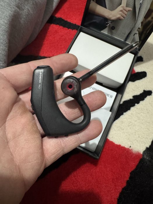 POLY Voyager Legend 30 Headset