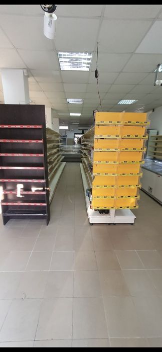 Дава се под наем Магазин в Варна, Цветен квартал - 170 кв.м за 1000 € - Снимка #3