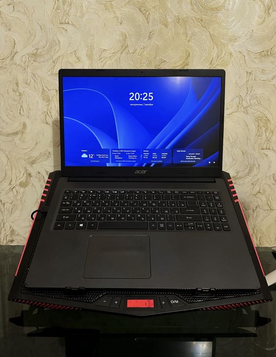 Acer Noutbook i3 / 8Gb / SSD m2 128gb / HDD 1000Gb / MX 300 2gb