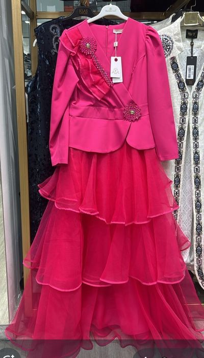 Праздничное нарядное платье