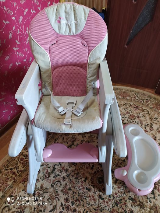 Стульчик для кормления ребенка