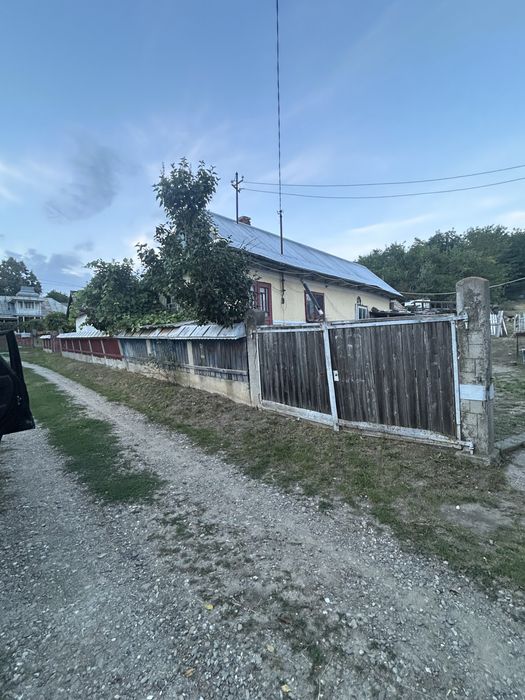 Vand casa in Miroslovesti