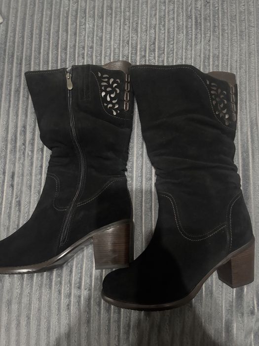 Продам сапоги, новые.