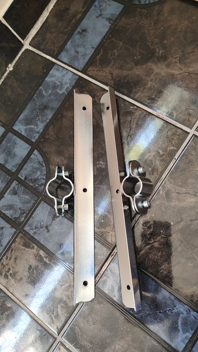 Держатель для полок