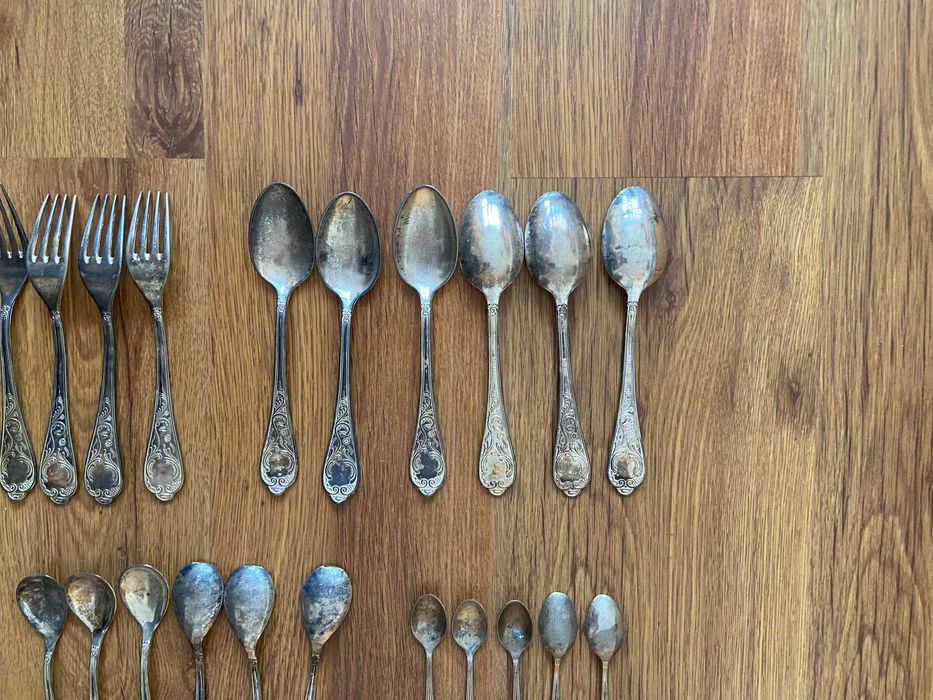 Посребрени прибори Epzing, V.P.C.P, A.800 - 37 части