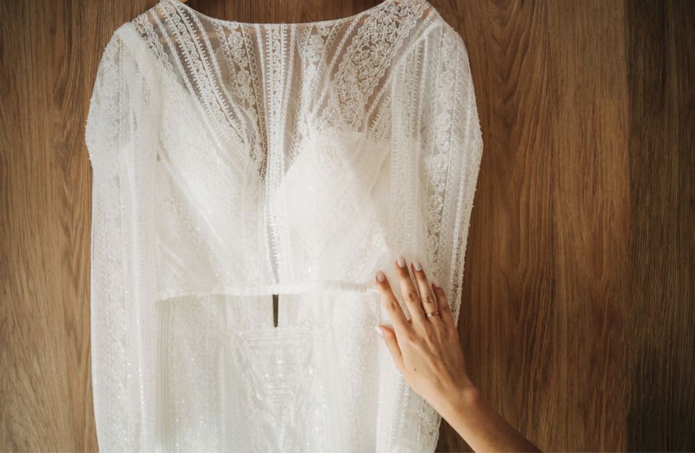 Vand rochie de mireasa model superb