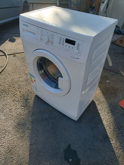 mașină de spălat Arctic 6kg slim
