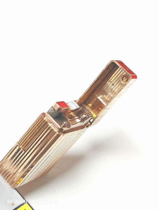 Bricheta St Dupont Ligne 1 small Anii 70