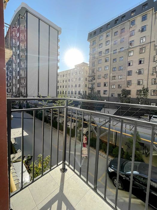 Oчень дешево. Новостройка метро Олмос 4/2/10 (95м2) ремонт мебель.