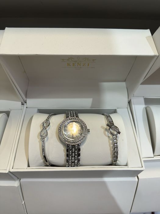 Set cadou ceas și brățara de dama