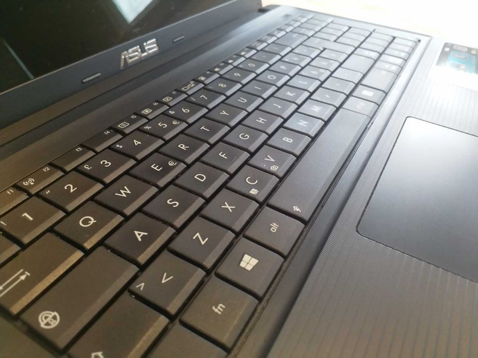 Laptop Asus X55A