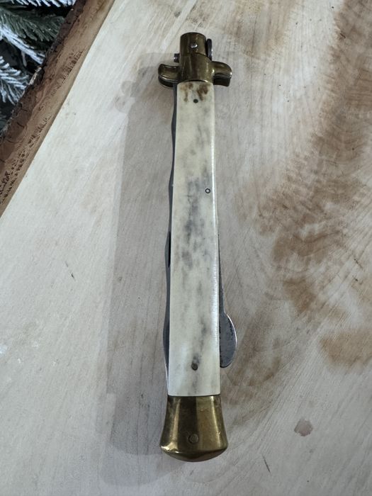 Stilet italian anii 60-70, presele corn cerb lama Kris