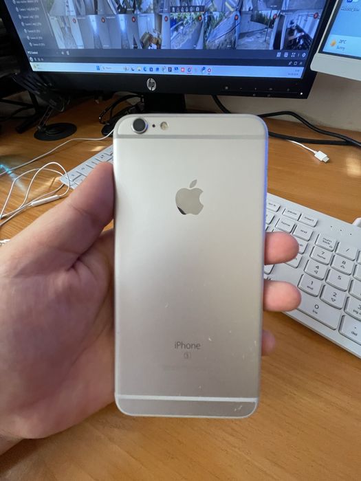 Iphone 6s plus sotiladi obmen bor