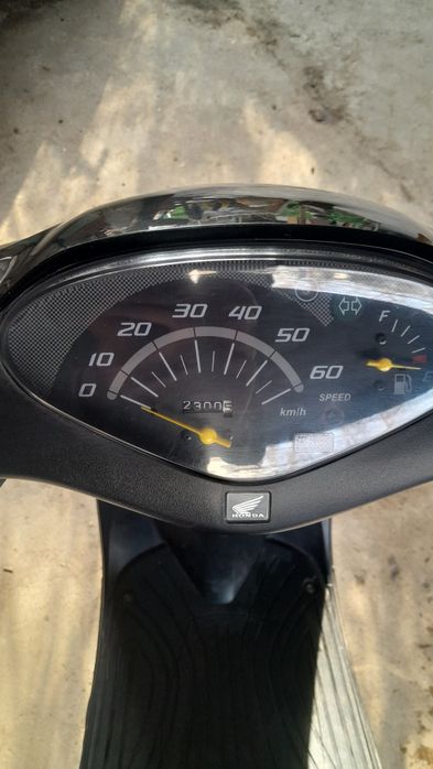 Мопед Honda Dio AF-68