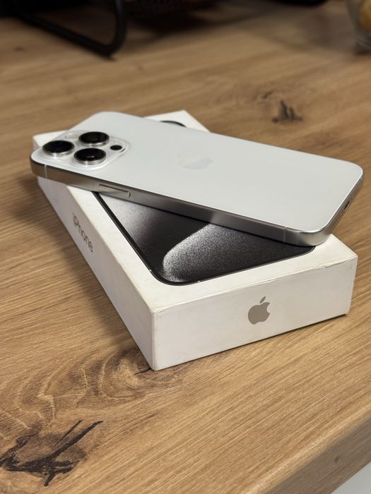 Iphone 15 pro max 256 Gb impecabil