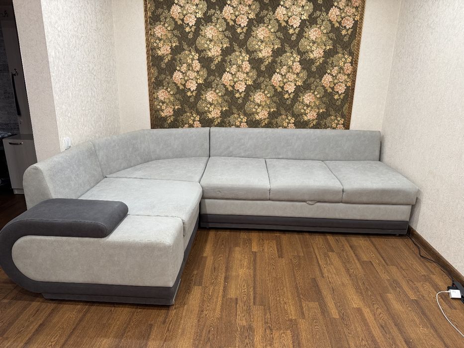 Продам диван большой