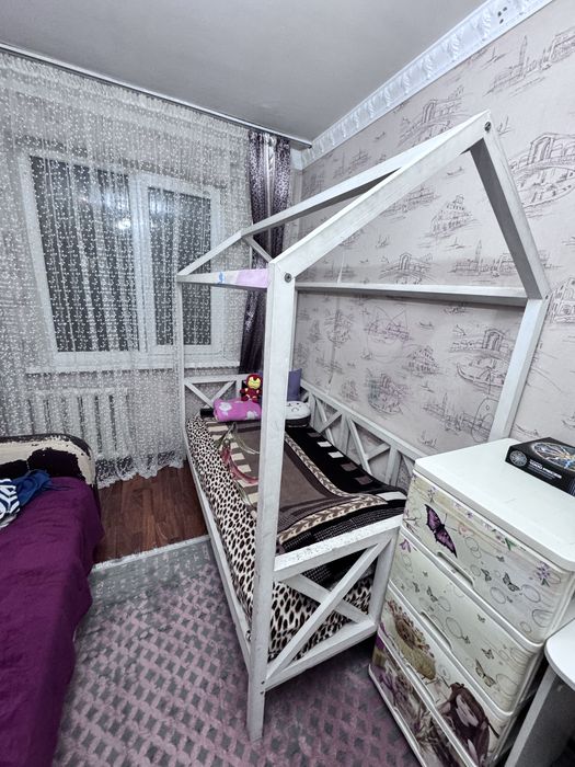 Продам кровать домик
