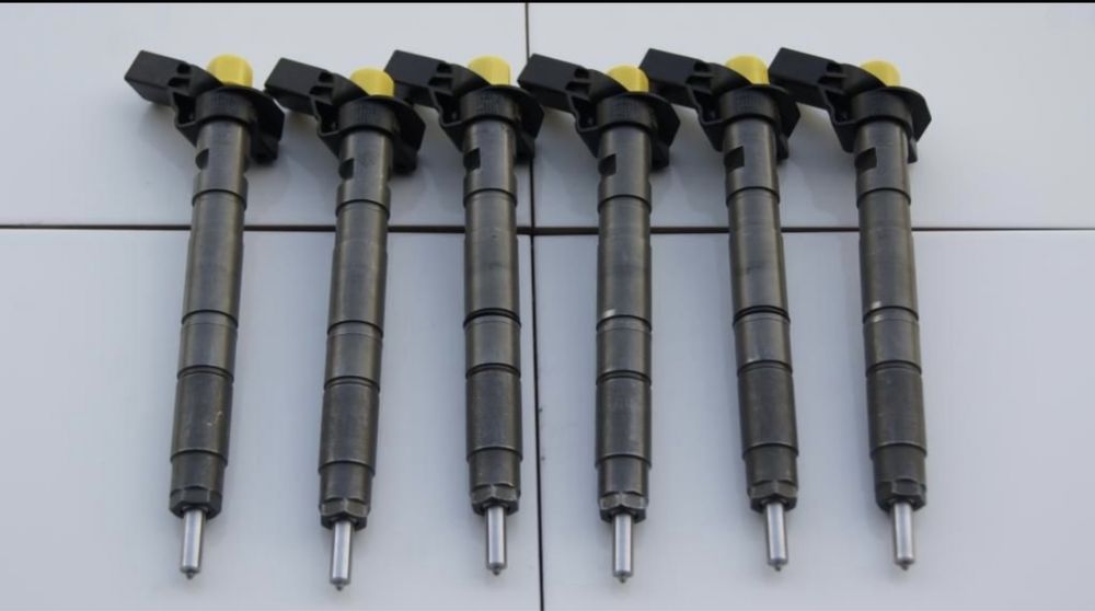 Injectoare VW Phaeton Toareg 3.0TDI V6 224CP Pret 3000 lei