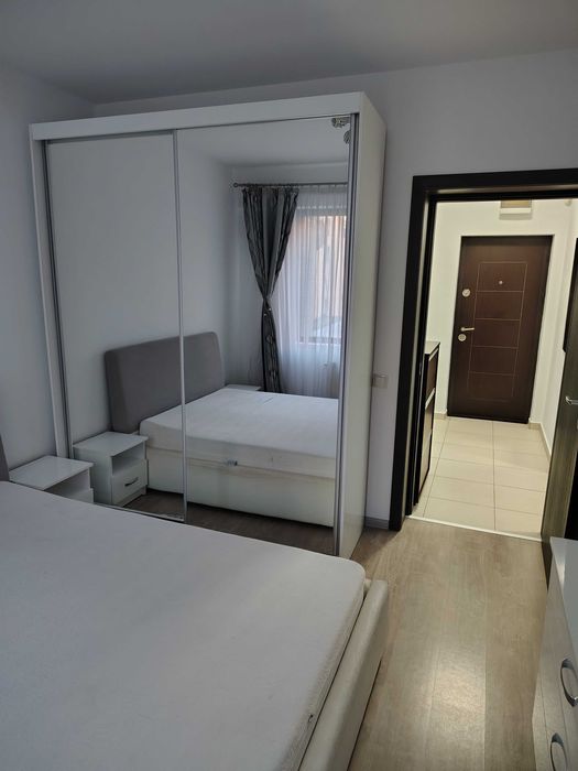 Închiriez apartament 2 camere