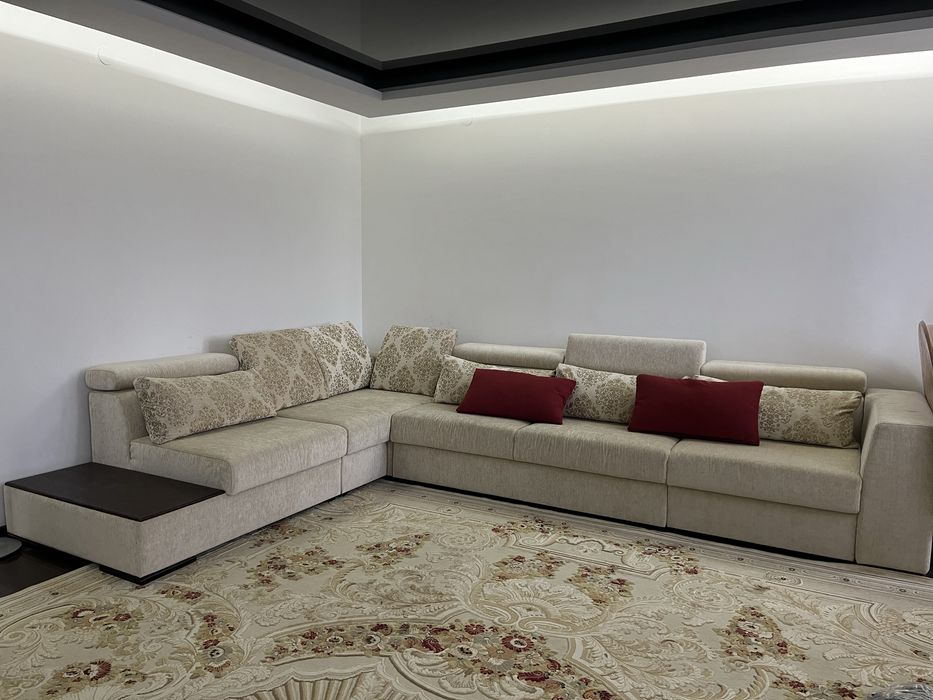 Диван «Аriba». Изготовлен на немецком оборудовании.