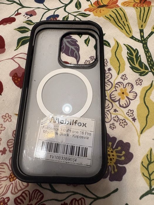 Husă iPhone 16 Pro cu MagSafe – Neagră, Slim & Elegantă