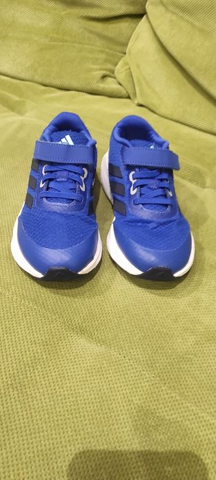 Обувки Champion и маратонки Adidas за деца 31 номер цената е за двата