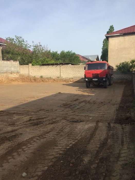 Услуга погрузчика малютка экскаватор145