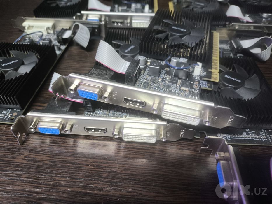 Winfox GT210 1Gb GDDR3 11шт