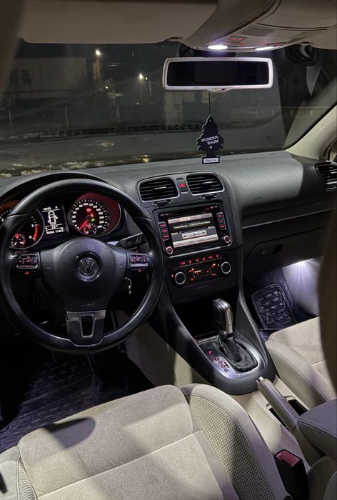 Golf 6 2.0 DSG 2011  BIxenon , led, consum foarte mic!