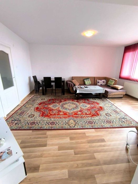 Продавам двустаен апартамент в гр. Перник кв. Изток