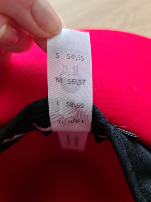 Продам фетровую шляпу