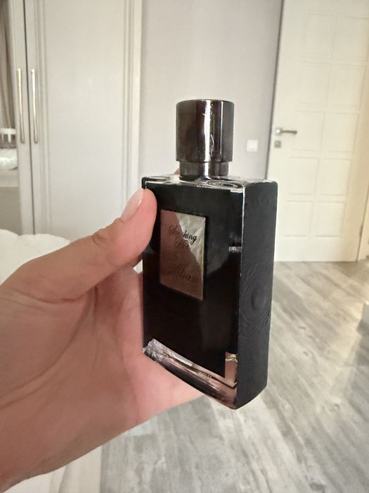Продаю kilian smoking hot